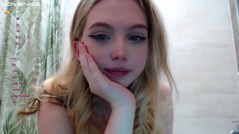 small_blondee  27-02-2023